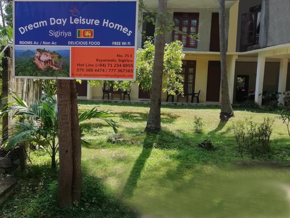 Dream Day Leisure Homes Sigiriya Exterior photo